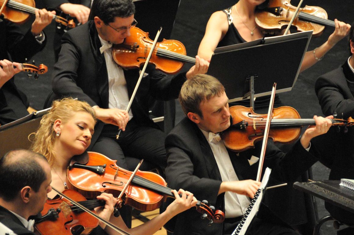 NEU: Orchestervorspiel in Wien
